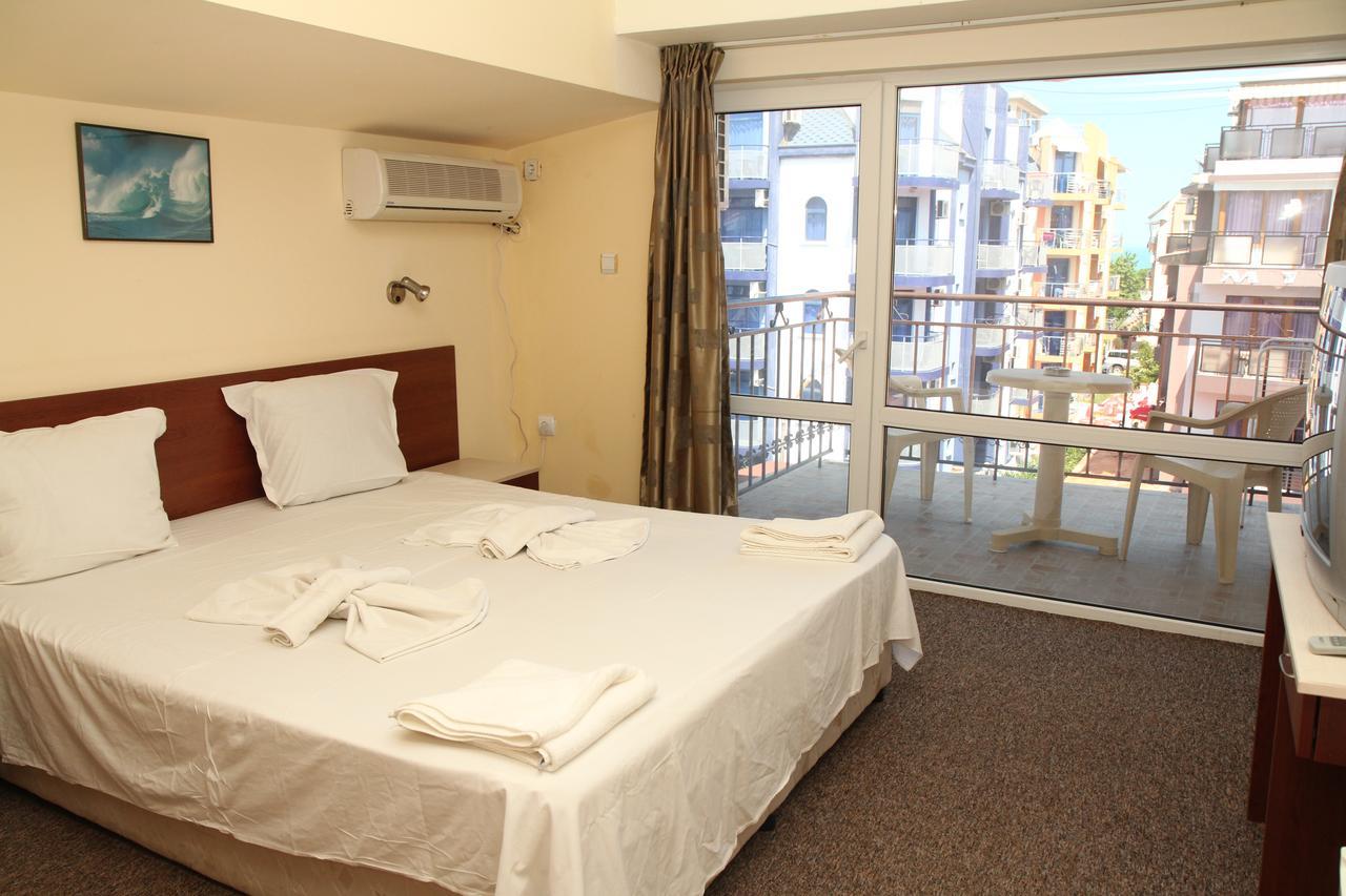 Salena Hotel Primorsko Esterno foto