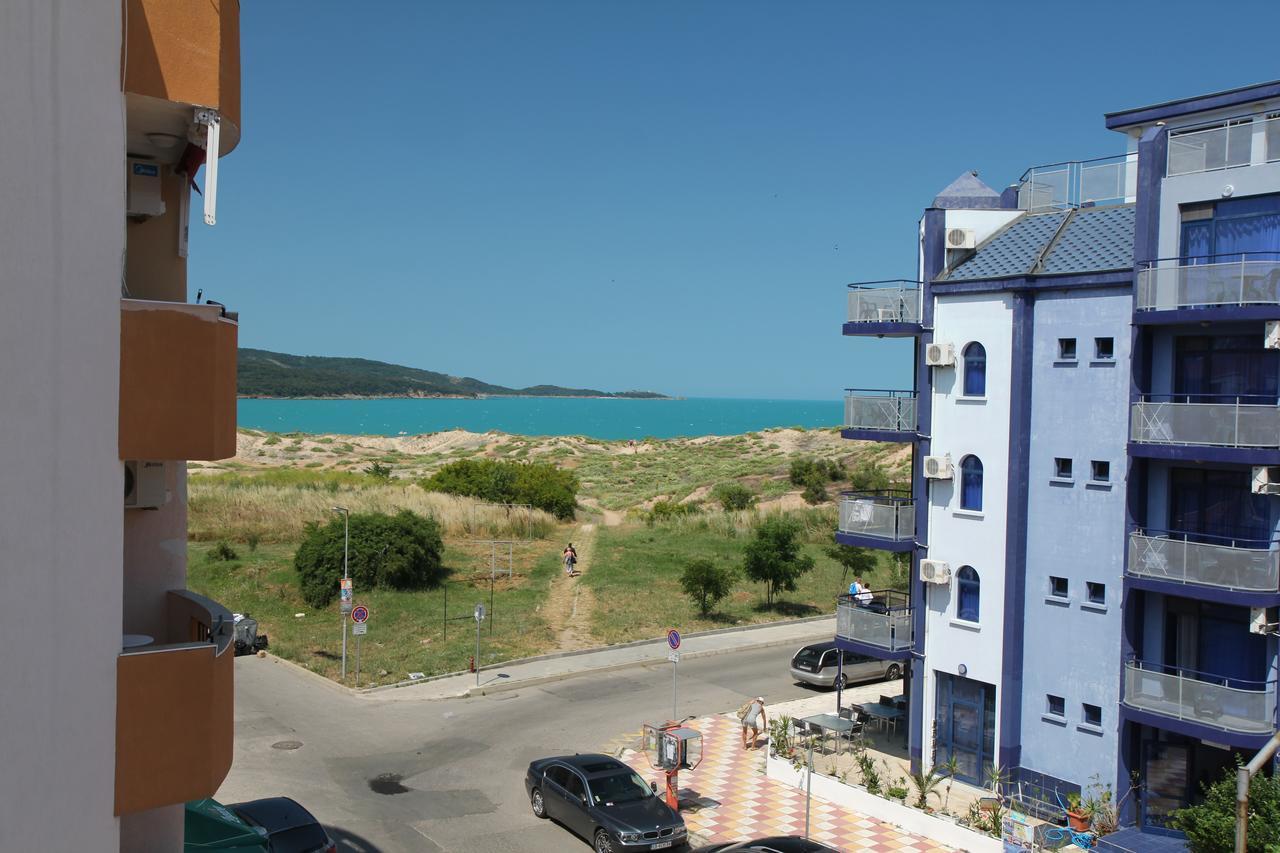 Salena Hotel Primorsko Esterno foto